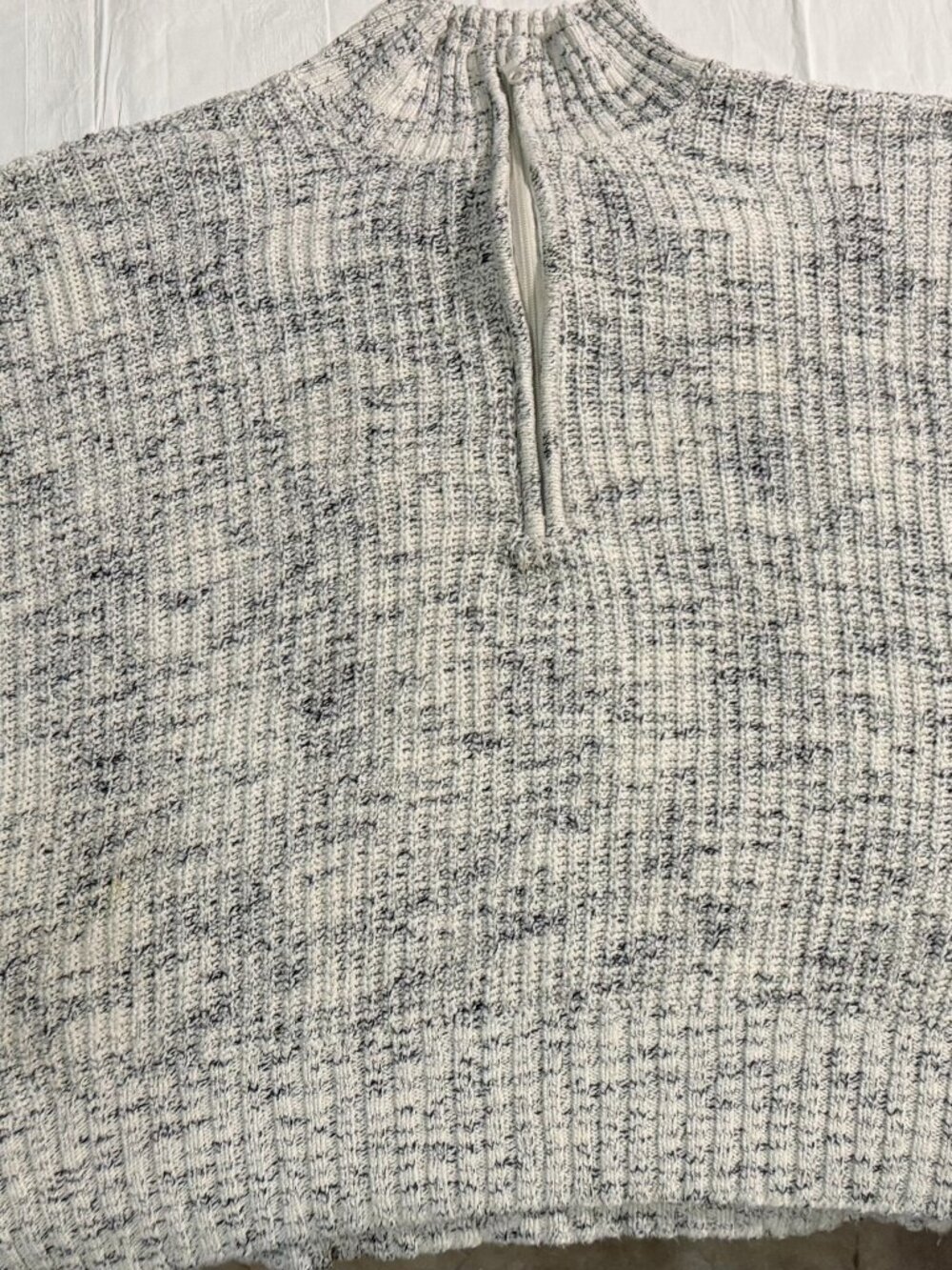 aerie Marled Cream and Gray Ribbed Turtleneck Sweater Quarter Zip